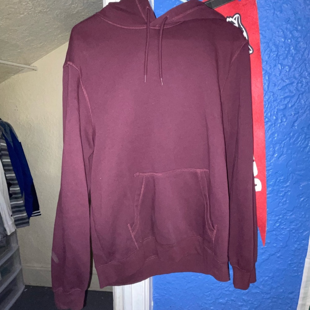 H&M mens maroon/burgundy hoodie